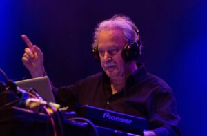 Scopri di più sull'articolo Giorgio Moroder e il suono che accese gli anni ’80